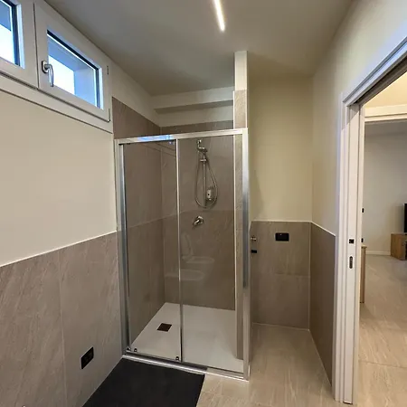 Modern House, A 7 Minuti Da Piacenza Citta Gossolengo