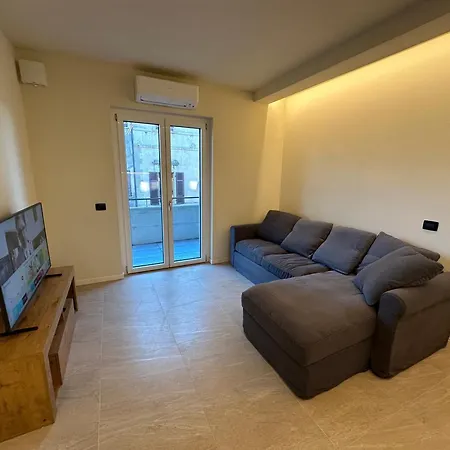 Modern House, A 7 Minuti Da Piacenza Citta